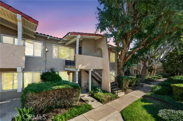13722 Red Hill #20, Tustin, CA 92780 - Image #1