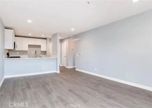 450 E 4th #221, Santa Ana, CA 92701 - Image #2