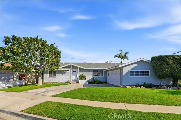 2444 College, Costa Mesa, CA 92626