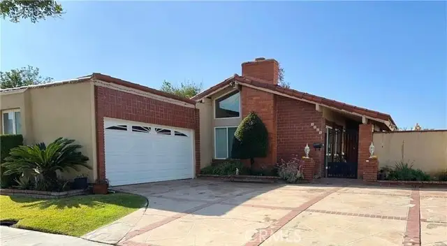 3463 San Rafael Circle, Costa Mesa, CA 92626 - #1