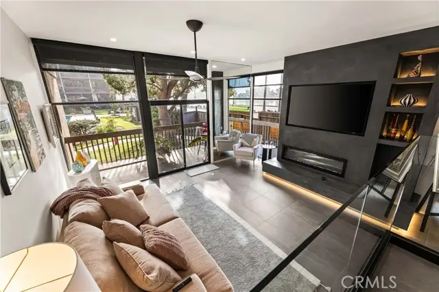 5118 Marina Pacifica Dr S, Long Beach, CA 90803 - Image #1