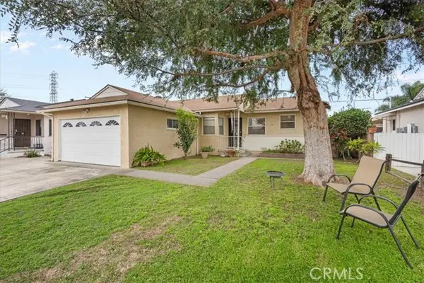 10462 Molette, Bellflower, CA 90706