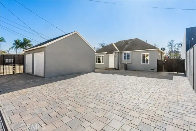 801 W 17th Street, Santa Ana, CA 92706 - Image #1