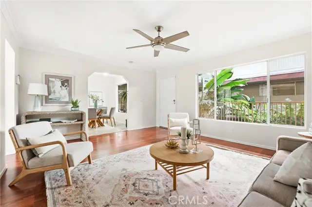 545 Chestnut Ave #207, Long Beach, CA 90802 - Image #2