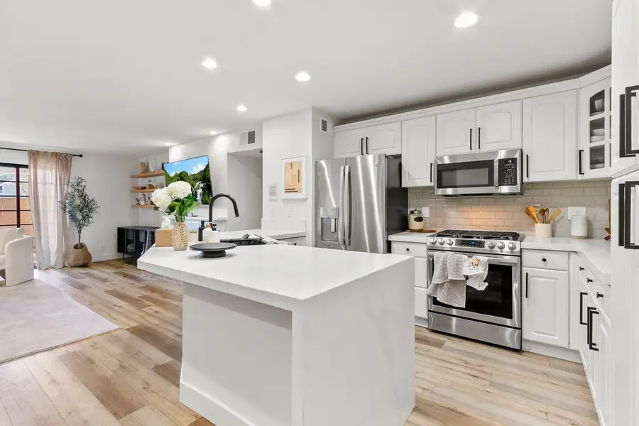 3621 S Bear #C, Santa Ana, CA 92704 - Image #2