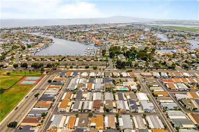 16222 Monterey #178, Huntington Beach, CA 92649 - Image #2