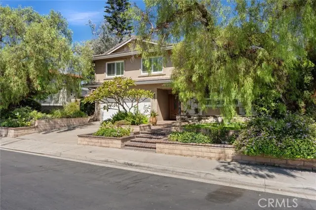 6301 E Bixby Hill, Long Beach, CA 90815 - Image #2