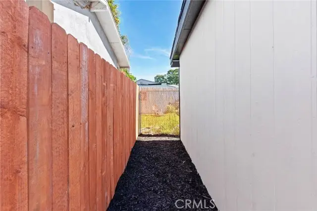 1619 W 68th, Los Angeles, CA 90047 - Image #2