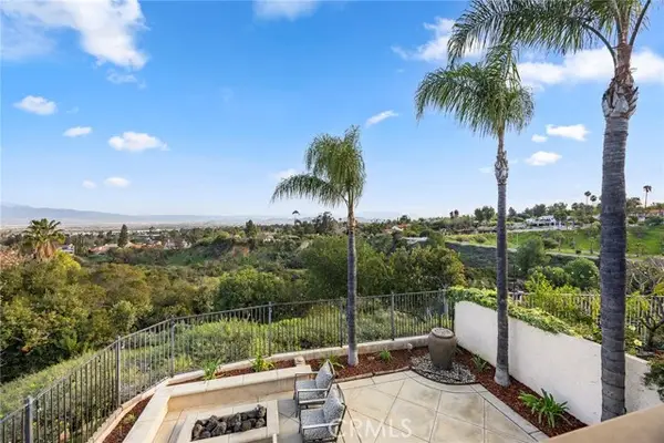 1501 San Rafael, Corona, CA 92882