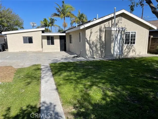 2106 W 9th Street, Santa Ana, CA 92703 - #2