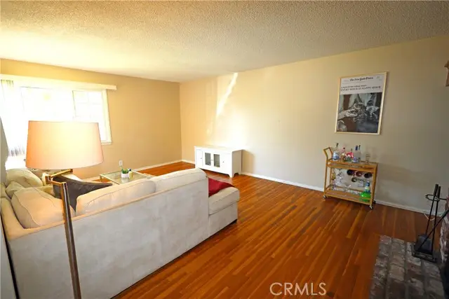 622 E Lomita, Orange, CA 92867 - Image #3