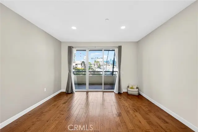 991 Arapahoe Street #308A, Los Angeles, CA 90006 - #3