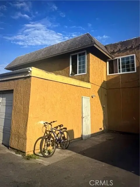 1321 S Standard #D, Santa Ana, CA 92707