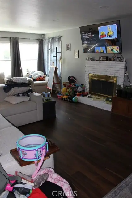 967 E Columbia, Pomona, CA 91767 - #3