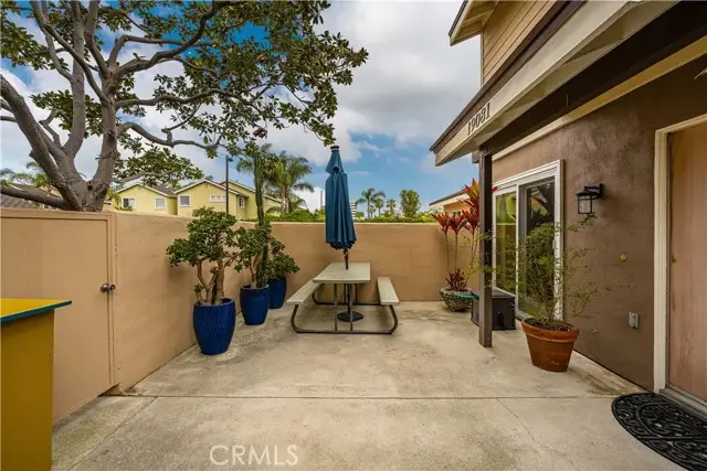 19081 Flagship Cir, Huntington Beach, CA 92648 - #3