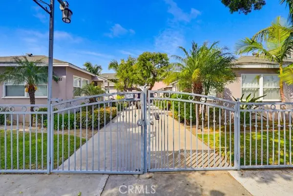 2661 Lime Avenue, Signal Hill, CA 90755