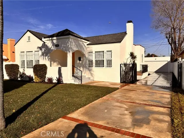 8758 S Hobart, Los Angeles, CA 90047 - #2