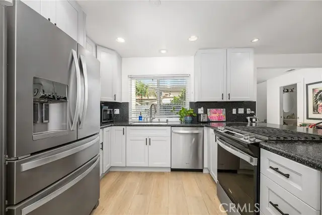 140 12th Street, Seal Beach, CA 90740 - #3