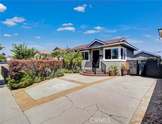 18100 Clarkdale Avenue, Artesia, CA 90701 - #2