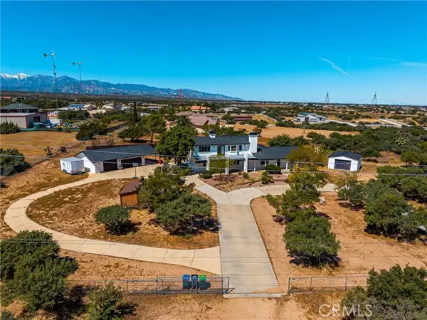 7788 Columbine, Oak Hills, CA 92344