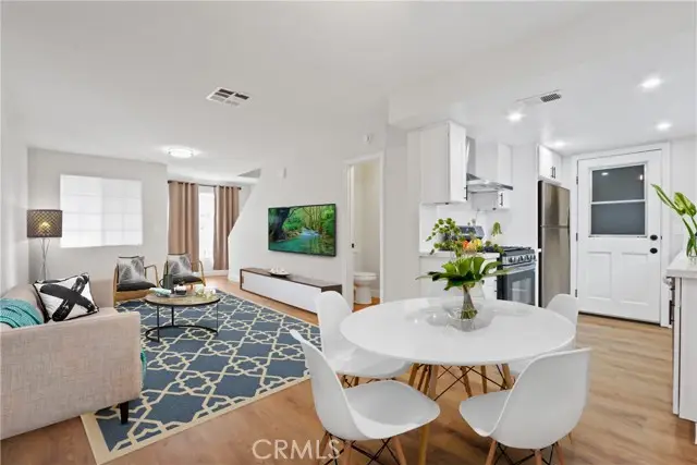 14118 Orizaba Avenue #7, Paramount, CA 90723 - Image #3