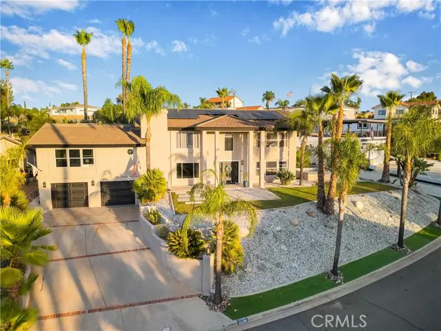 22269 Loch Lomond Drive, Canyon Lake, CA 92587 - Image #3