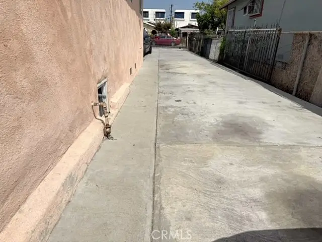 3334 Estrada St, Los Angeles, CA 90023 - #2