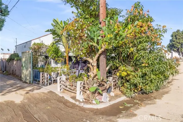 5211 Halldale, Los Angeles, CA 90062 - Image #2