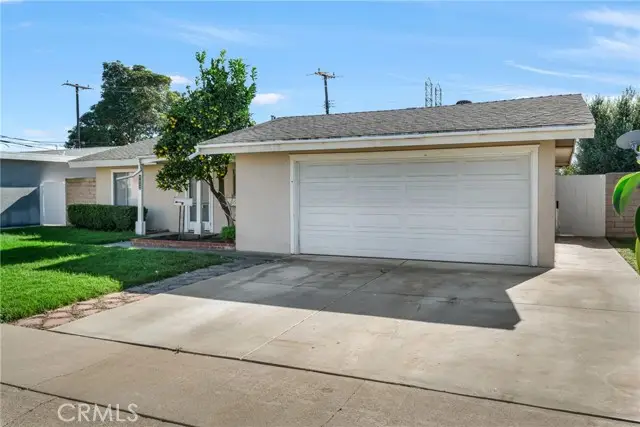 9452 Litchfield, Huntington Beach, CA 92646 - Image #2