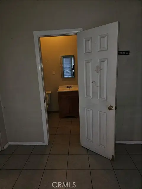 210 85th Place, Los Angeles, CA 90003 - #2