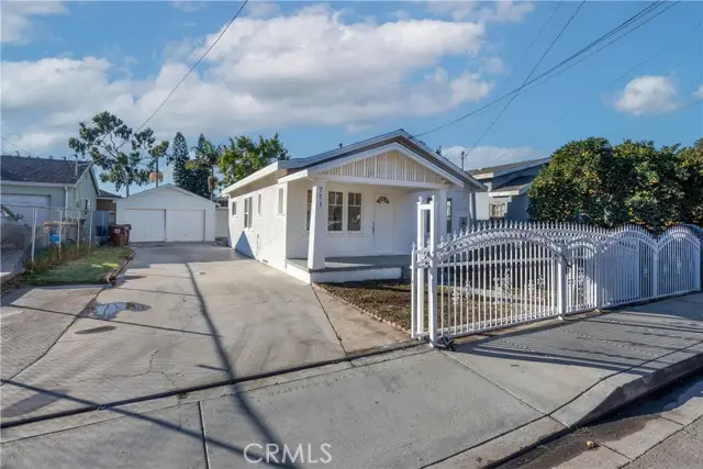 711 N Crane Avenue, Compton, CA 90221 - Image #3