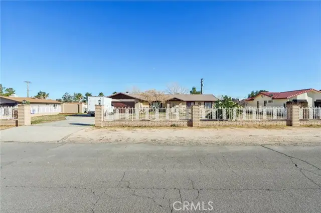 14057 Crow, Apple Valley, CA 92307 - #2