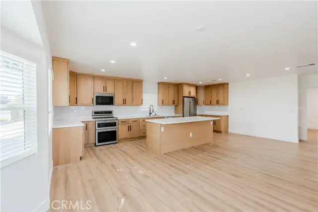 5503 Adenmoor, Lakewood, CA 90713 - Image #3