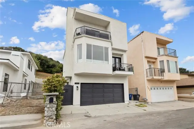 7422 Valaho, Tujunga, CA 91042 - Image #2