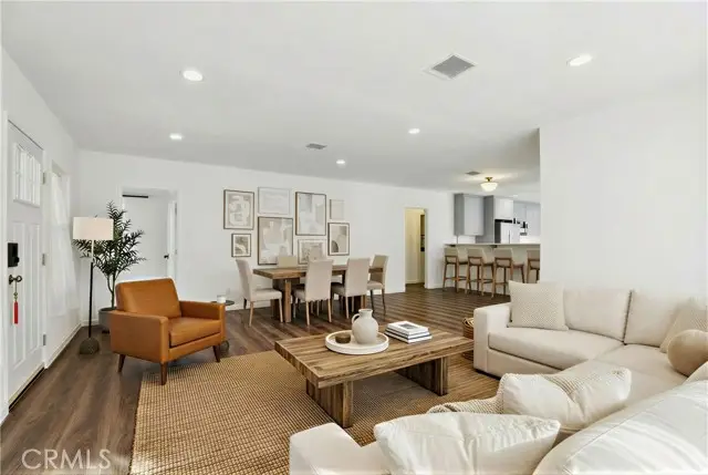 202 Mira Mar, Long Beach, CA 90803 - Image #2