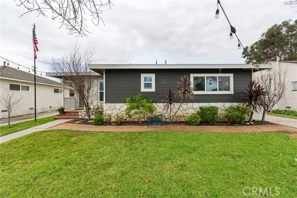 2335 Carfax Avenue, Long Beach, CA 90815