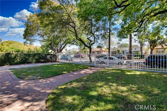 2947 S Hobart, Los Angeles, CA 90018 - #3