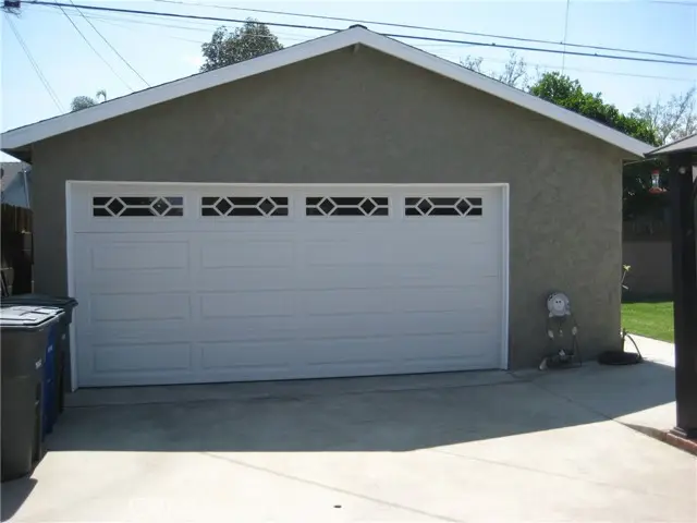 11408 214th, Lakewood, CA 90715 - #3