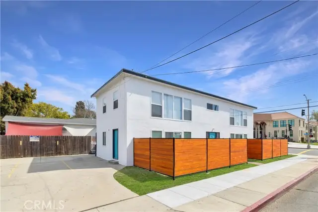 1000 Ximeno Avenue, Long Beach, CA 90804 - Image #1