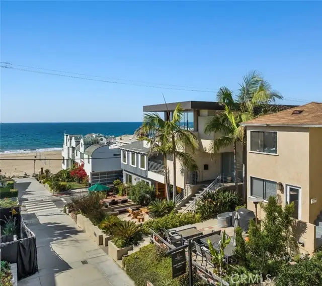 125 9th Street, Manhattan Beach, CA 90266 - Image #1