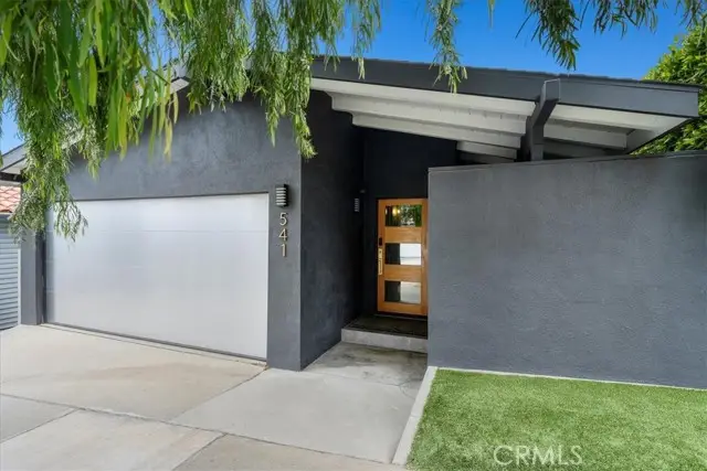 541 1st Street, Manhattan Beach, CA 90266 - Image #2