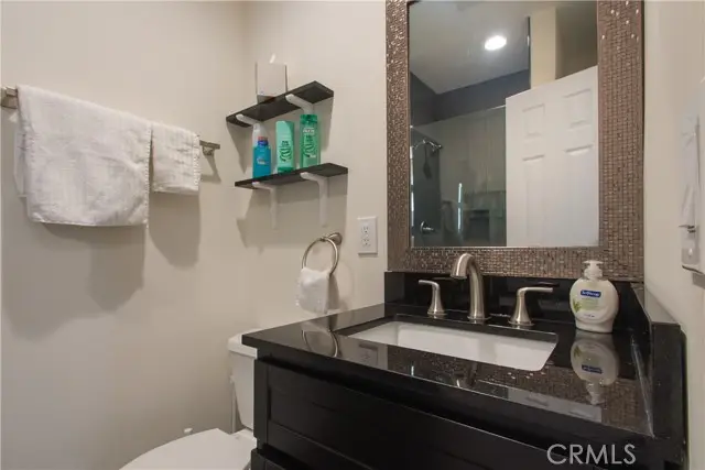 239 W Hillcrest Boulevard, Inglewood, CA 90301 - Image #2