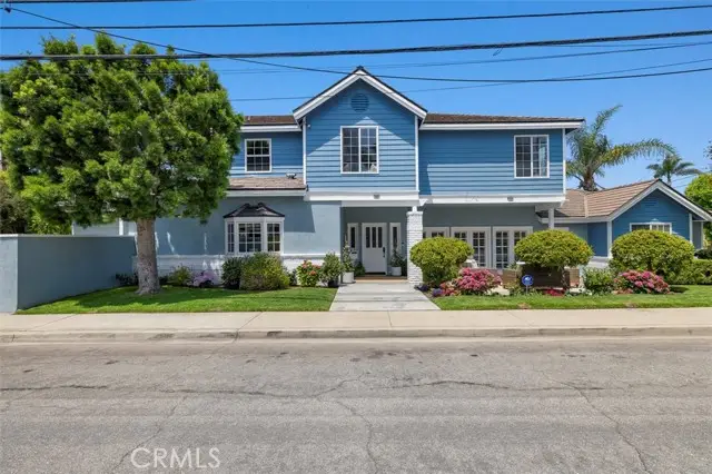 1760 9th Street, Manhattan Beach, CA 90266 - Image #2