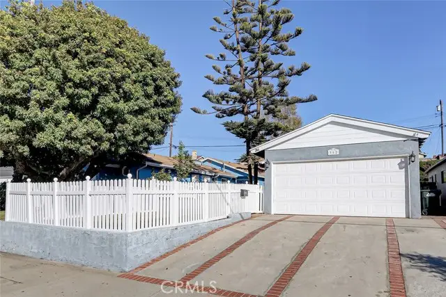 312 N Prospect Avenue, Redondo Beach, CA 90277 - Image #2