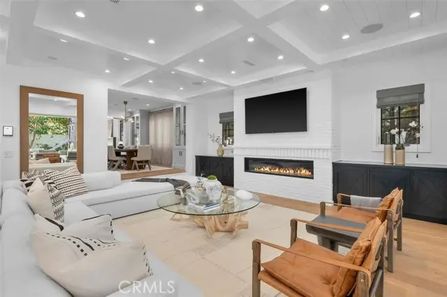 676 18th Street, Manhattan Beach, CA 90266 - Image #2