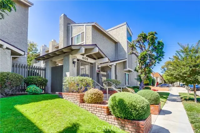 609 Meyer Lane #11, Redondo Beach, CA 90278 - Image #2