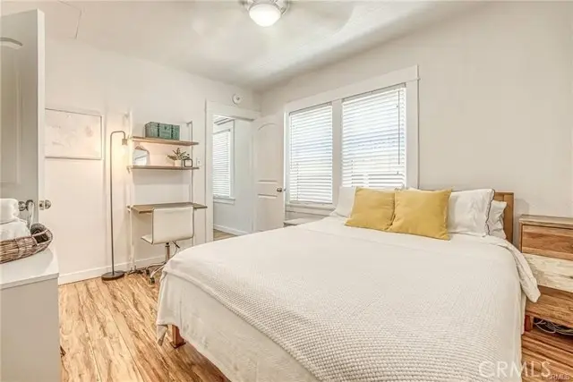 1075 Coronado Avenue, Long Beach, CA 90804 - Image #2