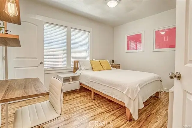 1075 Coronado Avenue, Long Beach, CA 90804 - Image #3