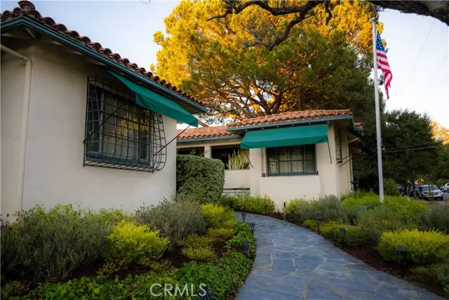 103 E Micheltorena Street, Santa Barbara, CA 93101 - Image #3