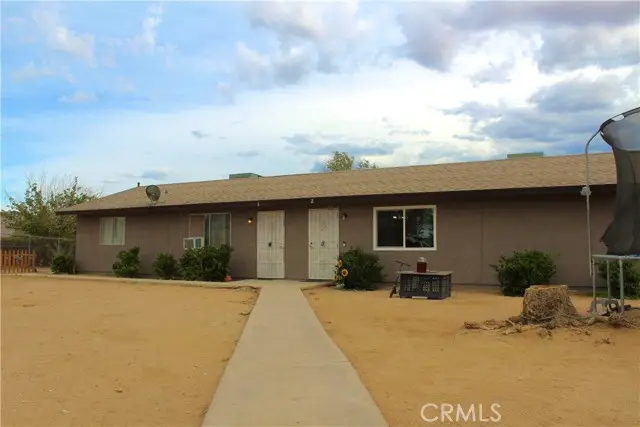 13615 Pauhaska Road, Apple Valley, CA 92308 - Image #1